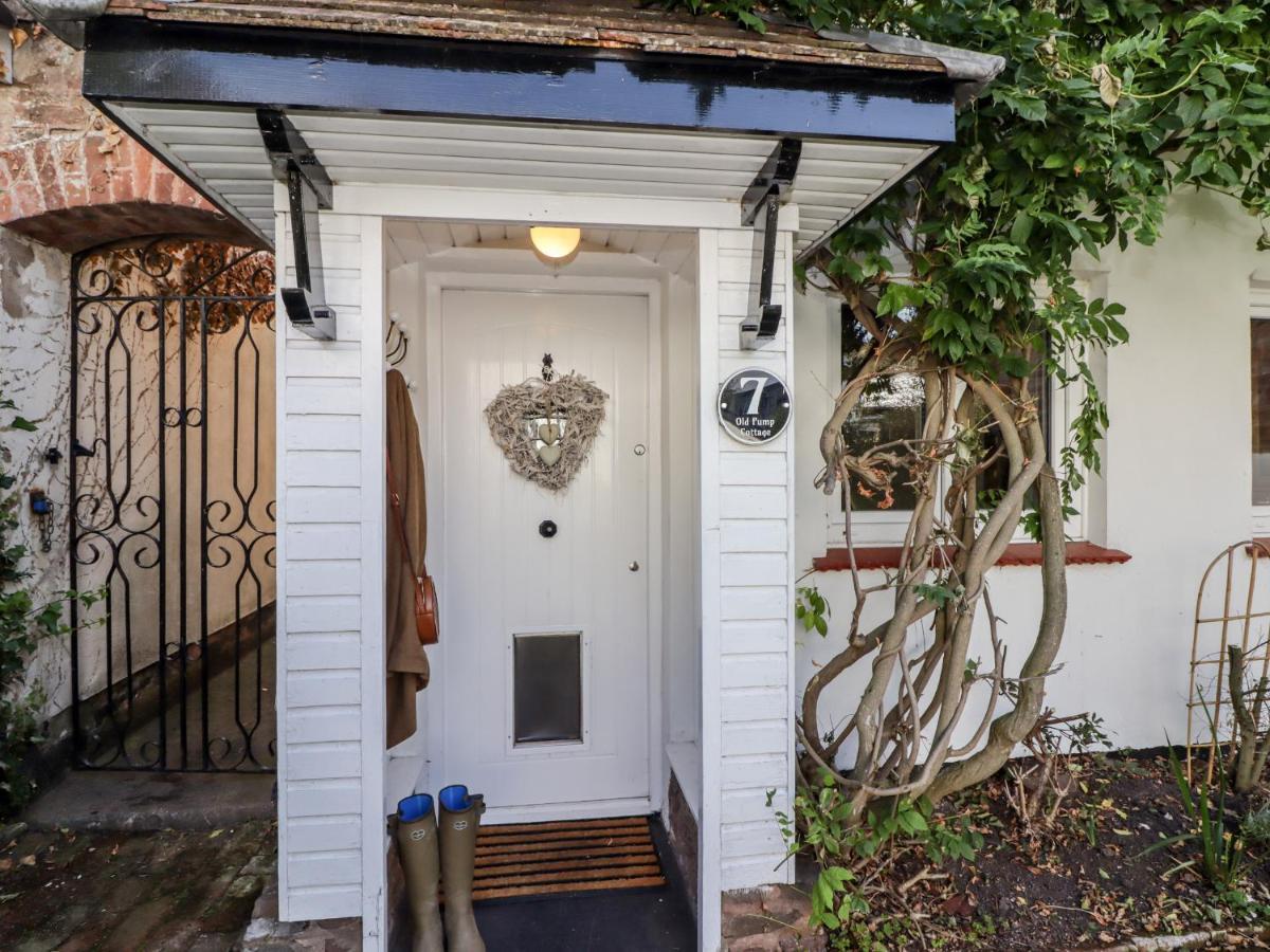 Old Pump Cottage Ross-on-Wye Exterior photo